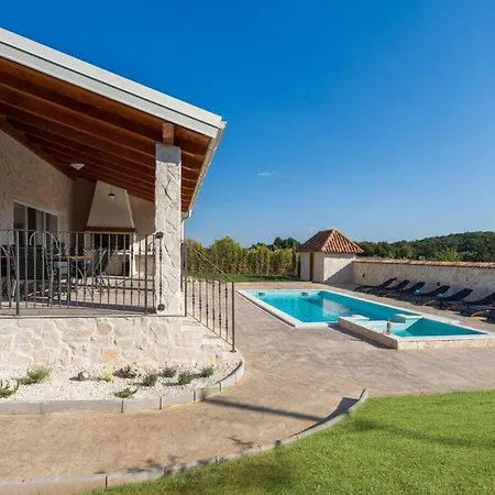 Villa Diana Pore Porec